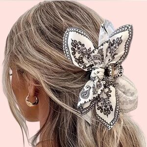 Elegant Black and White Hair Bow